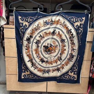 French Portrait Scarf 98 x 98 IYKY